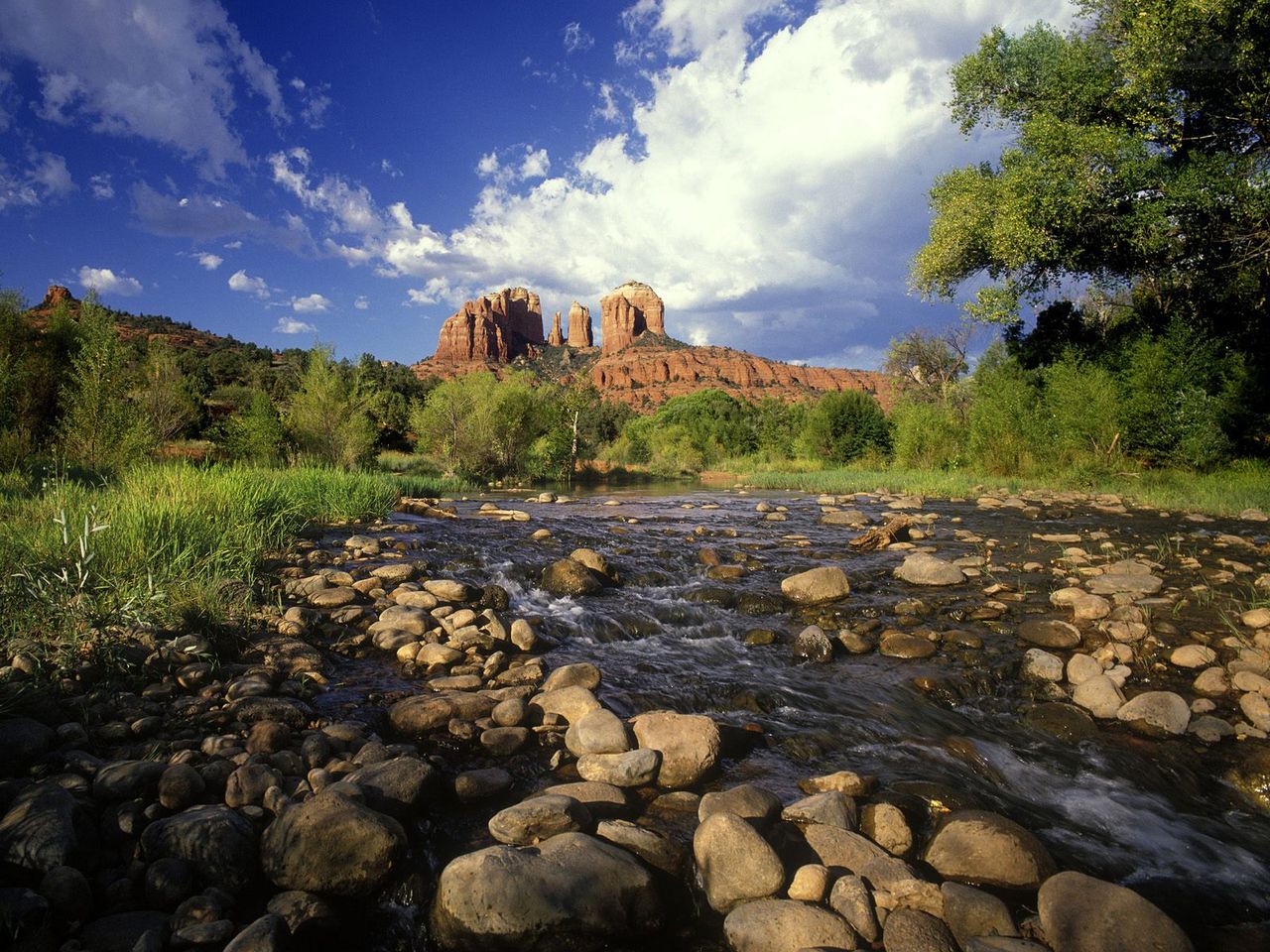 Foto: Cathedral Rock And Red Rock Crossing, Sedona, Arizona