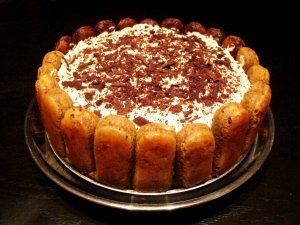 Recept online: Tiramisu s citr�nem a f�ky: Zn�m� italsk� dezert v netradi�n� obm�n� - s citr�nov�m kr�mem a sladk�mi �erstv�mi f�ky